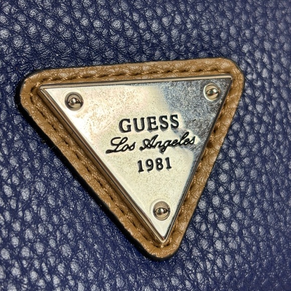 Guess Airlia Color Block Women’s Zip Around Wallet - Picture 4 of 12